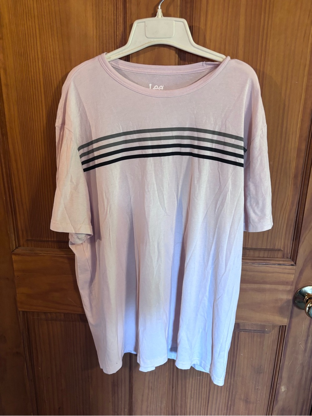 Lee Men’s Light Pink Short Sleeve Tee with Black Striped Chest